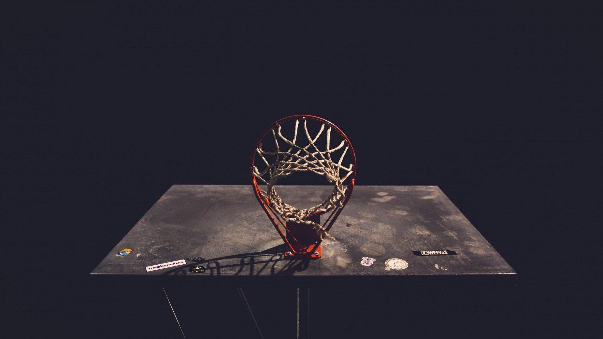 欧洲冠军联赛巅峰对决,巴黎圣日耳曼与阿森纳激战半决赛,胜者将与国际米兰争夺桂冠